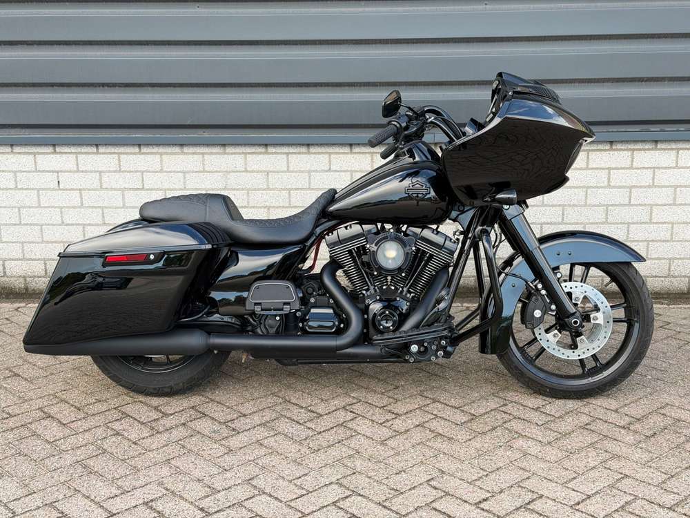 Harley-Davidson FLH Electra Glide Revival