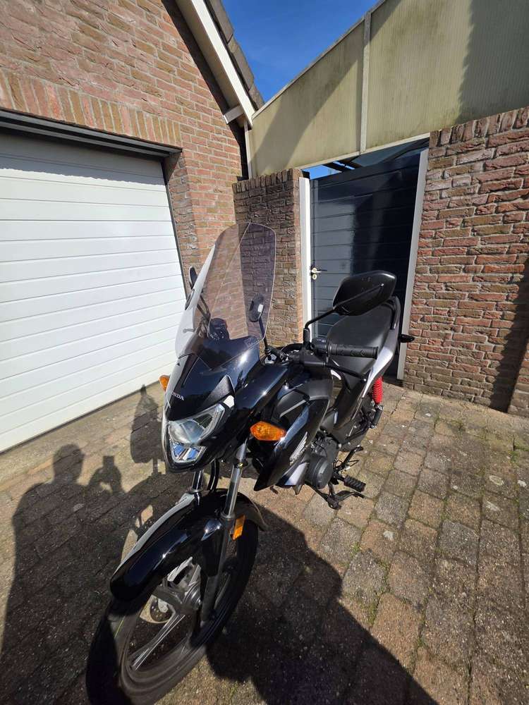 Honda CB 125
