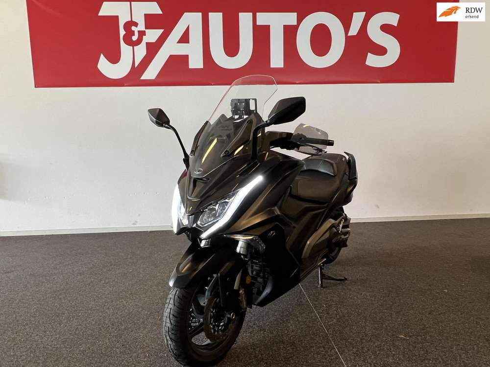 Kymco AK 550i