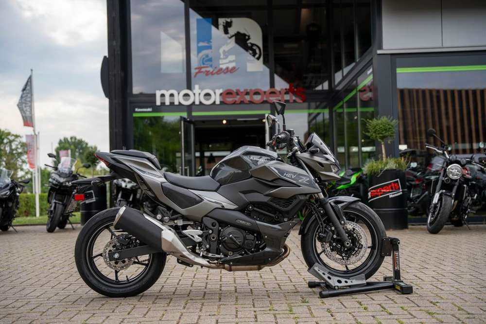 Kawasaki Ninja Z7 HYBRID