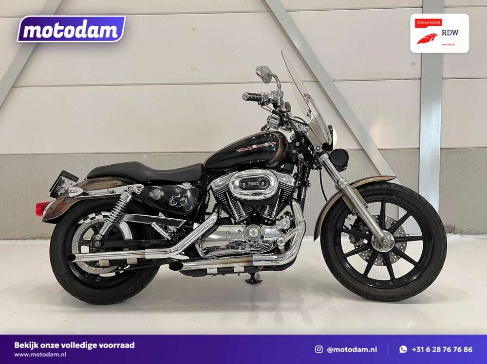 Harley-Davidson XL 1200C Sportster Custom