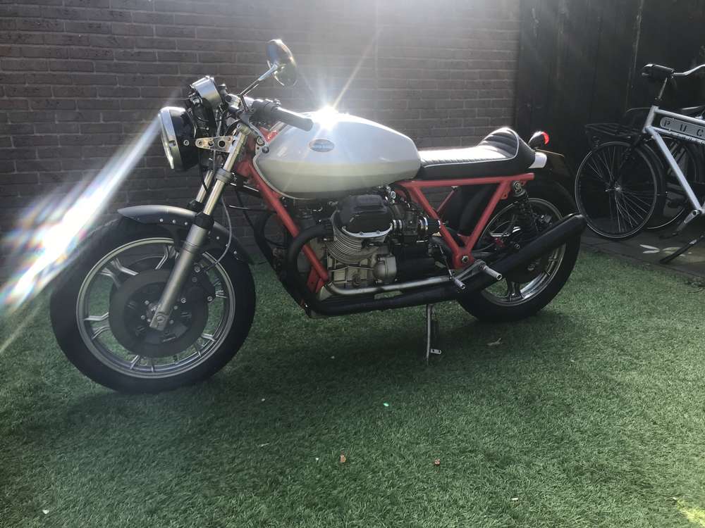 Moto Guzzi 1000 SP