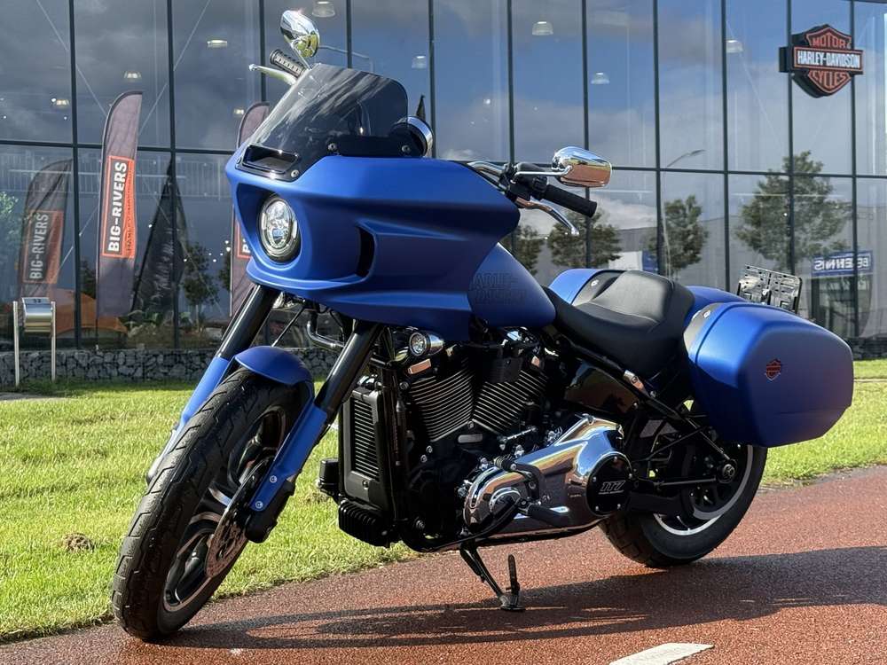 Harley-Davidson FXLRST Low Rider ST