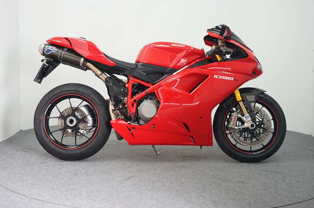 Ducati 1098 S