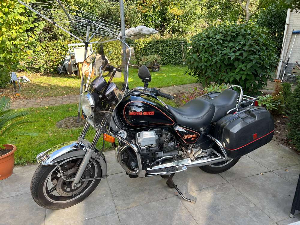 Moto Guzzi California 1000