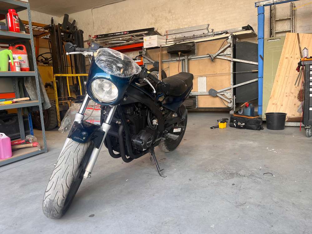 Suzuki GS 500