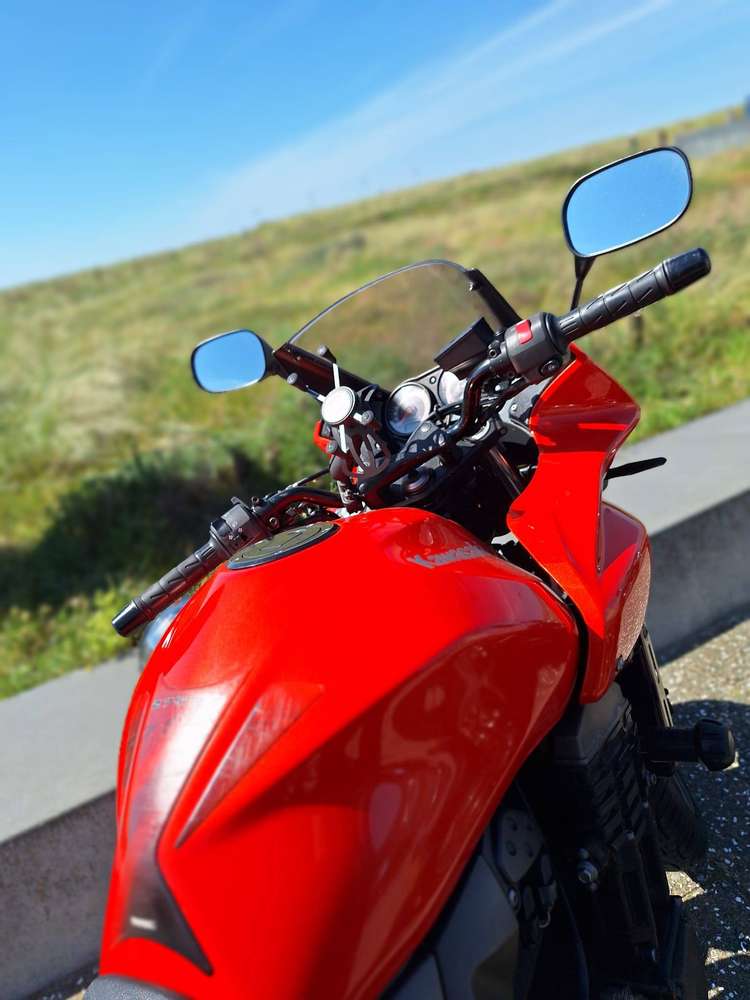Kawasaki Z 750S