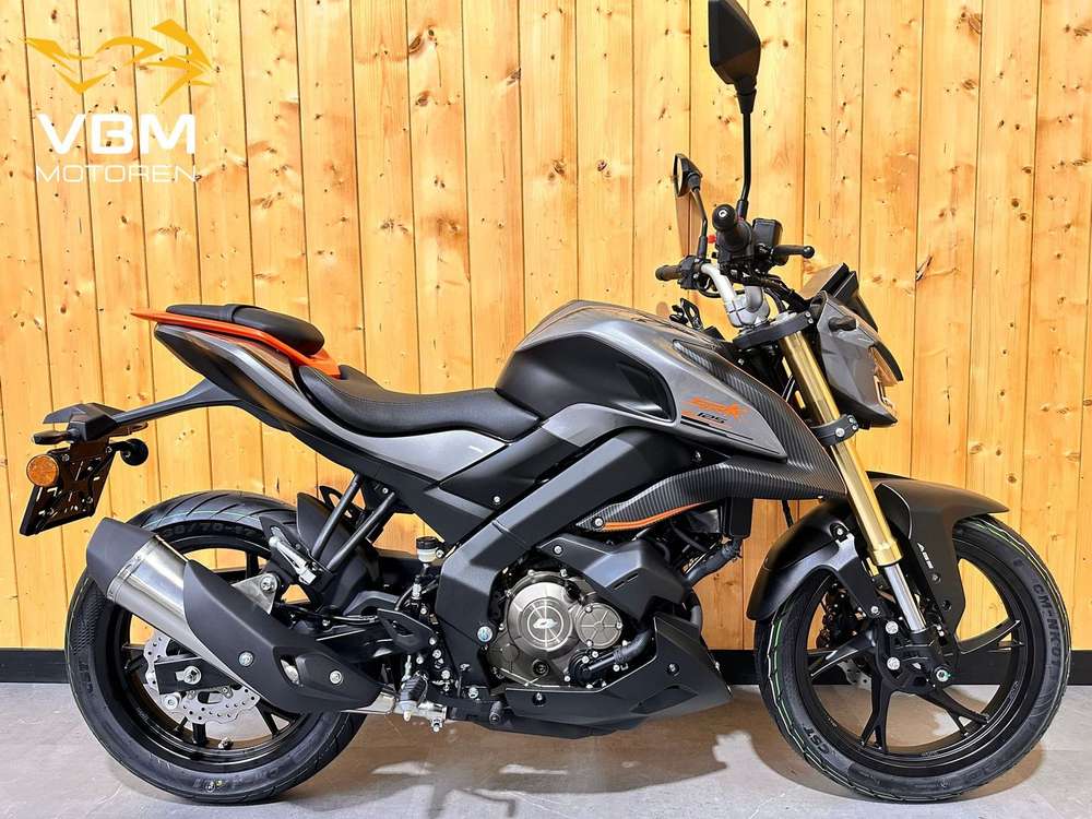Qjmotor SRK 125 S