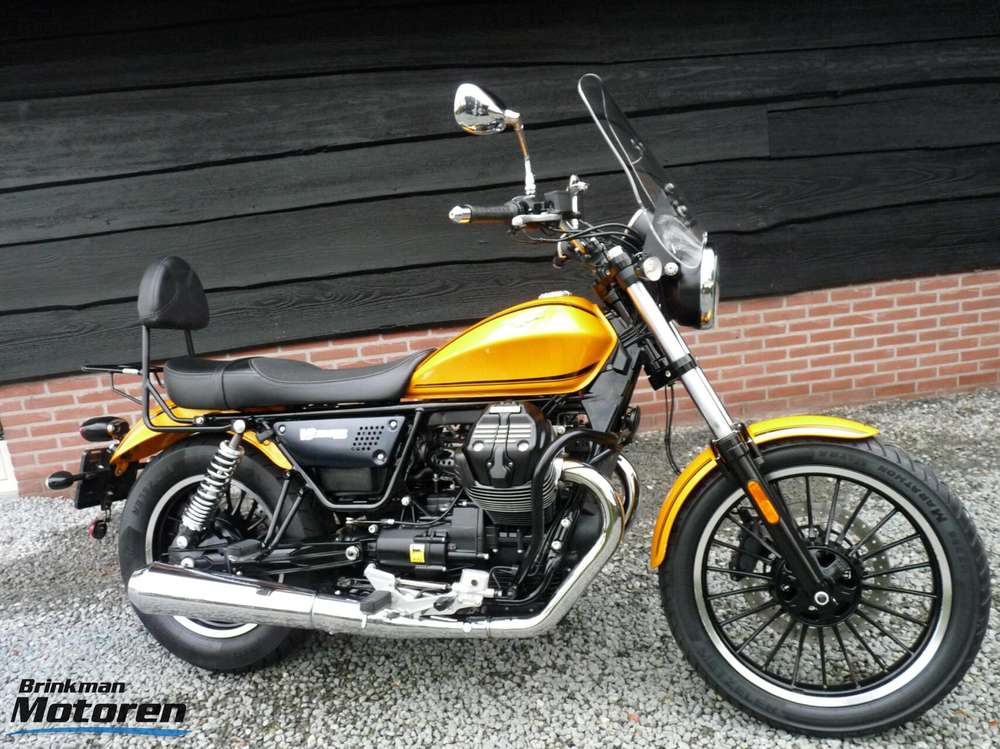 Moto Guzzi V9 Roamer