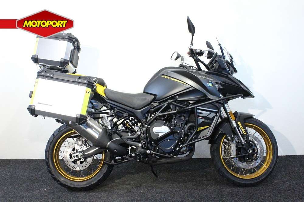 Qjmotor SRT 800 SX Touring