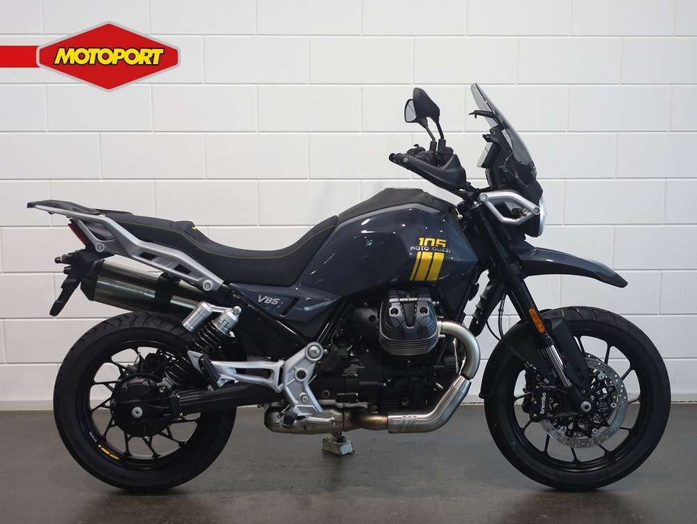 Moto Guzzi V85 TT Strada