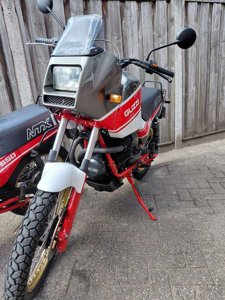 Moto Guzzi V 65