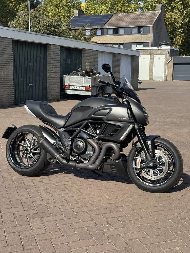 Ducati Diavel