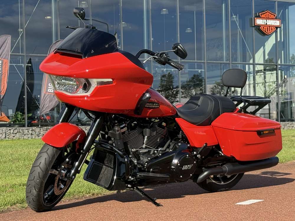 Harley-Davidson FLTRX Road Glide