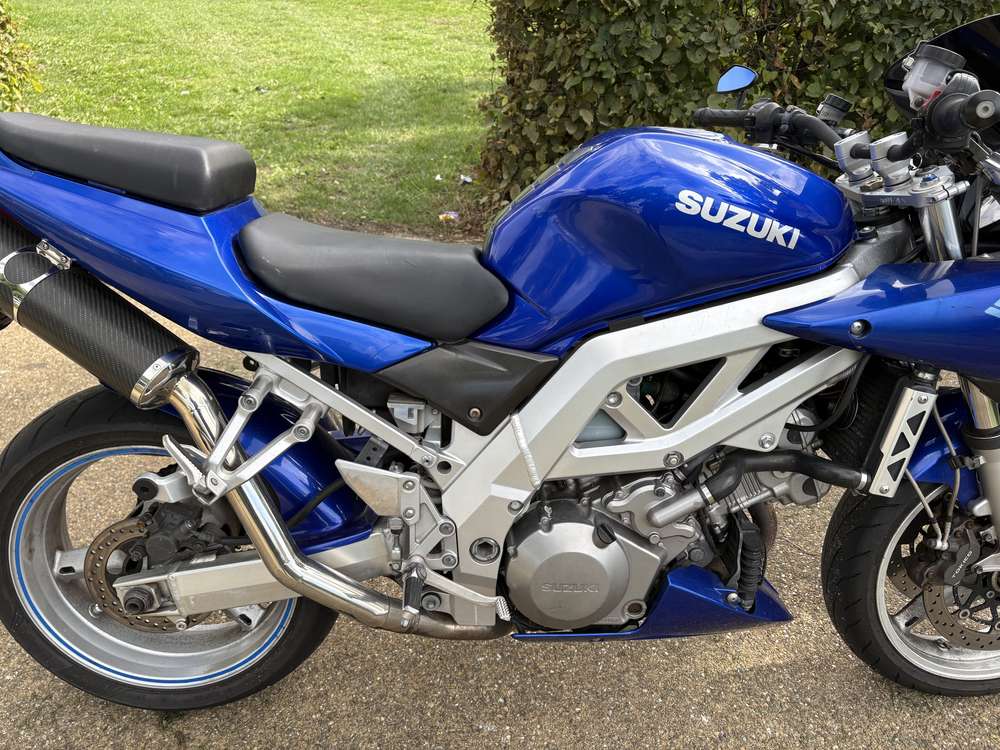 Suzuki SV 1000N