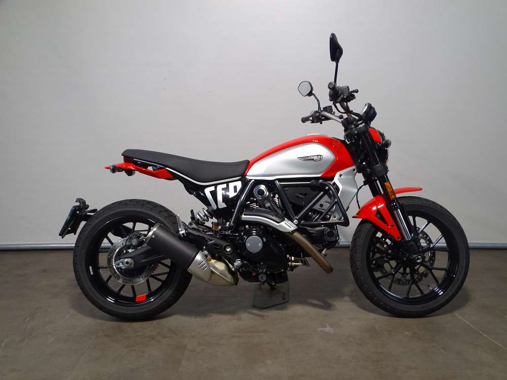 Ducati Scrambler 800 Icon