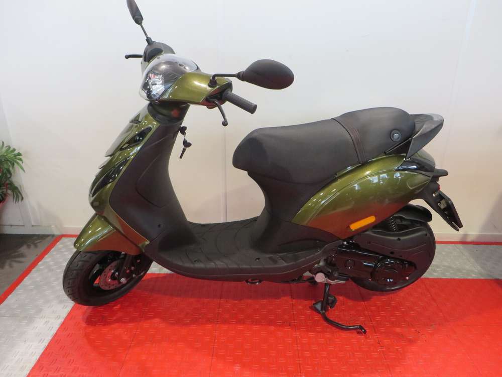 Piaggio Zip 50