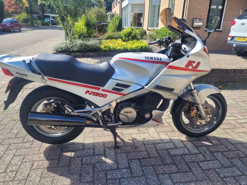 Yamaha FJ 1200