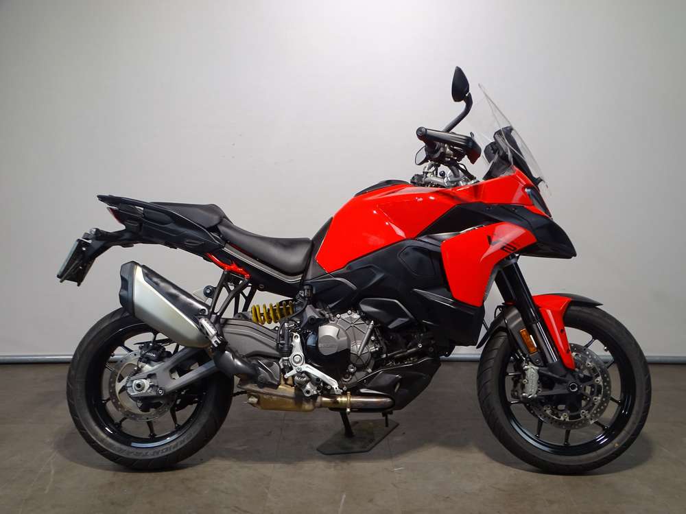 Ducati Multistrada V2
