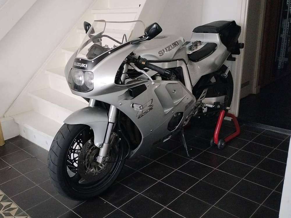 Suzuki GSX-R 400