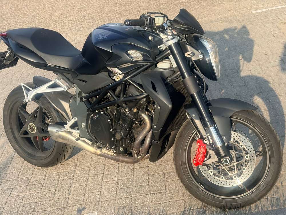 MV Agusta Brutale 920