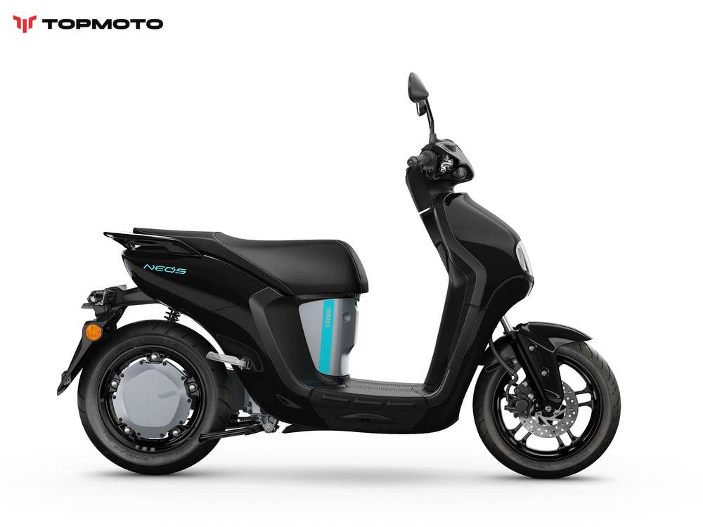 Yamaha NEO's Dual Battery
