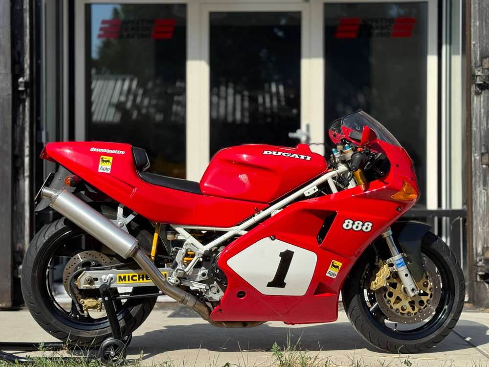 Ducati 888 SP4