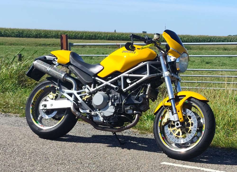 Ducati Monster 1000