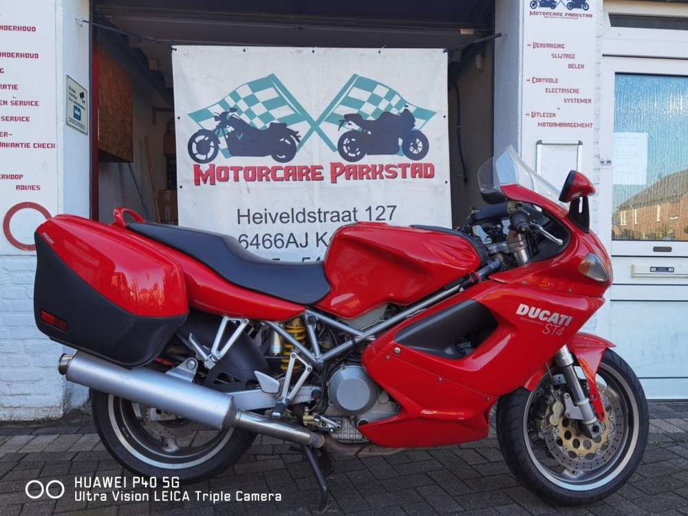 Ducati ST4