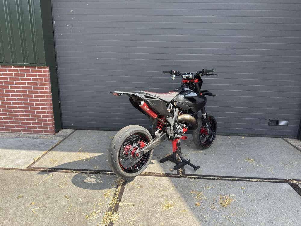 Husqvarna TE 125