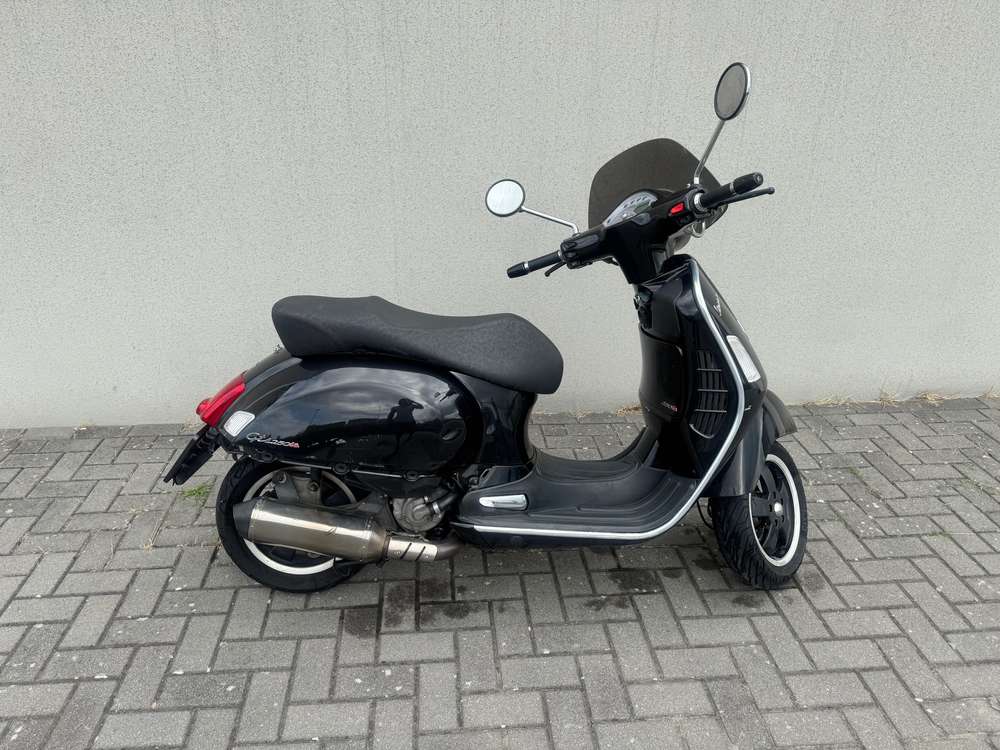 Vespa GTS 250
