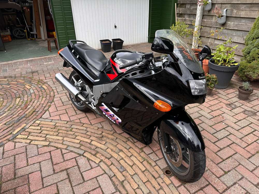 Kawasaki ZZ-R 1100