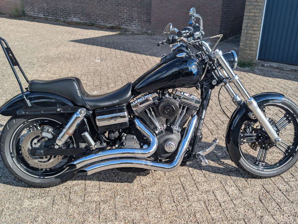 Harley-Davidson FXDWGI Dyna Wide Glide