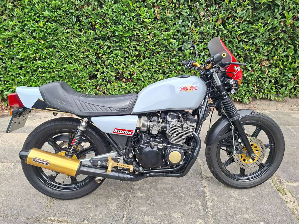 Yamaha XJ 550