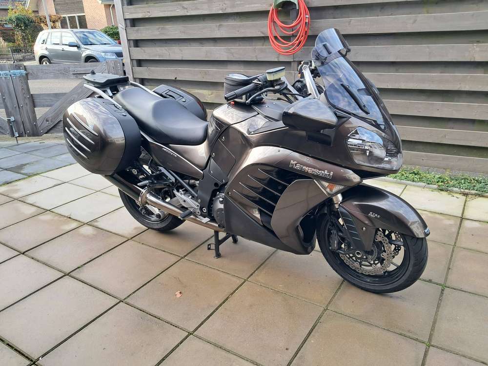 Kawasaki GTR 1400