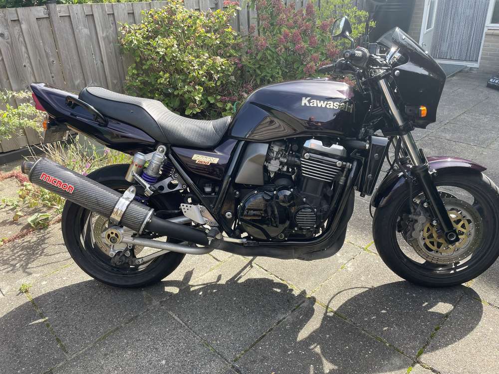 Kawasaki ZR-X 1100
