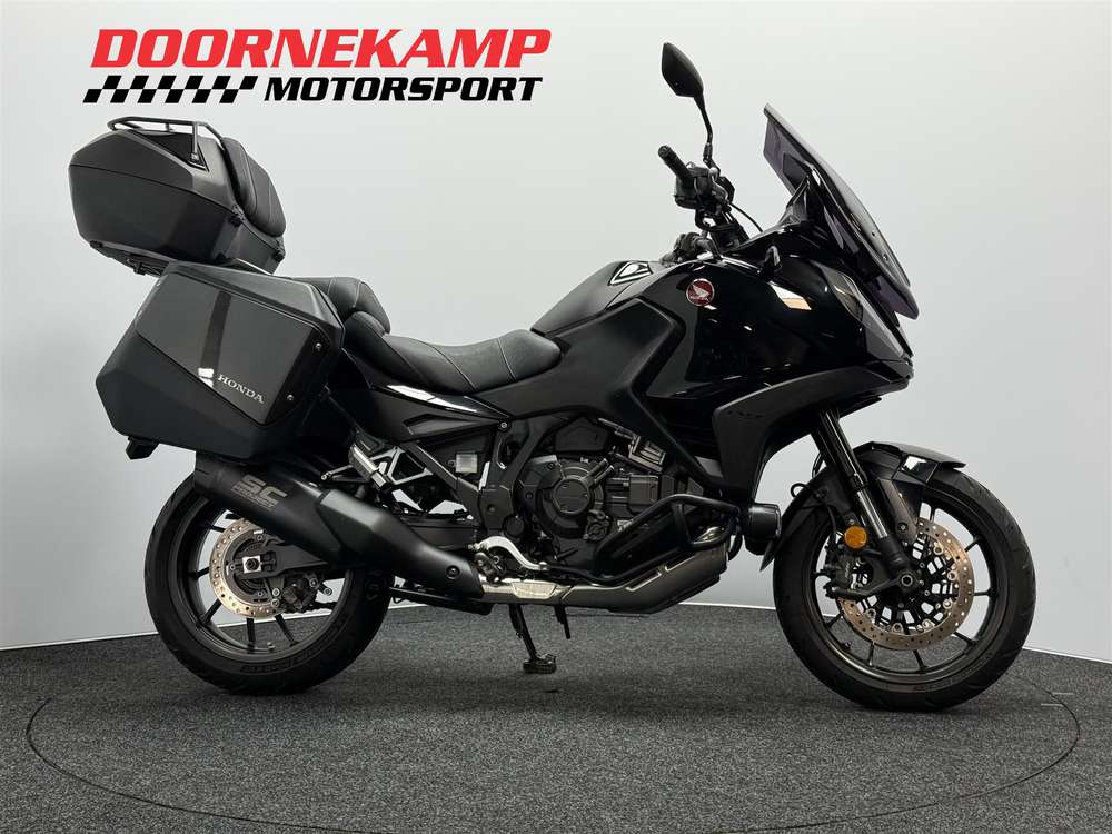 Honda NT 1100 DCT
