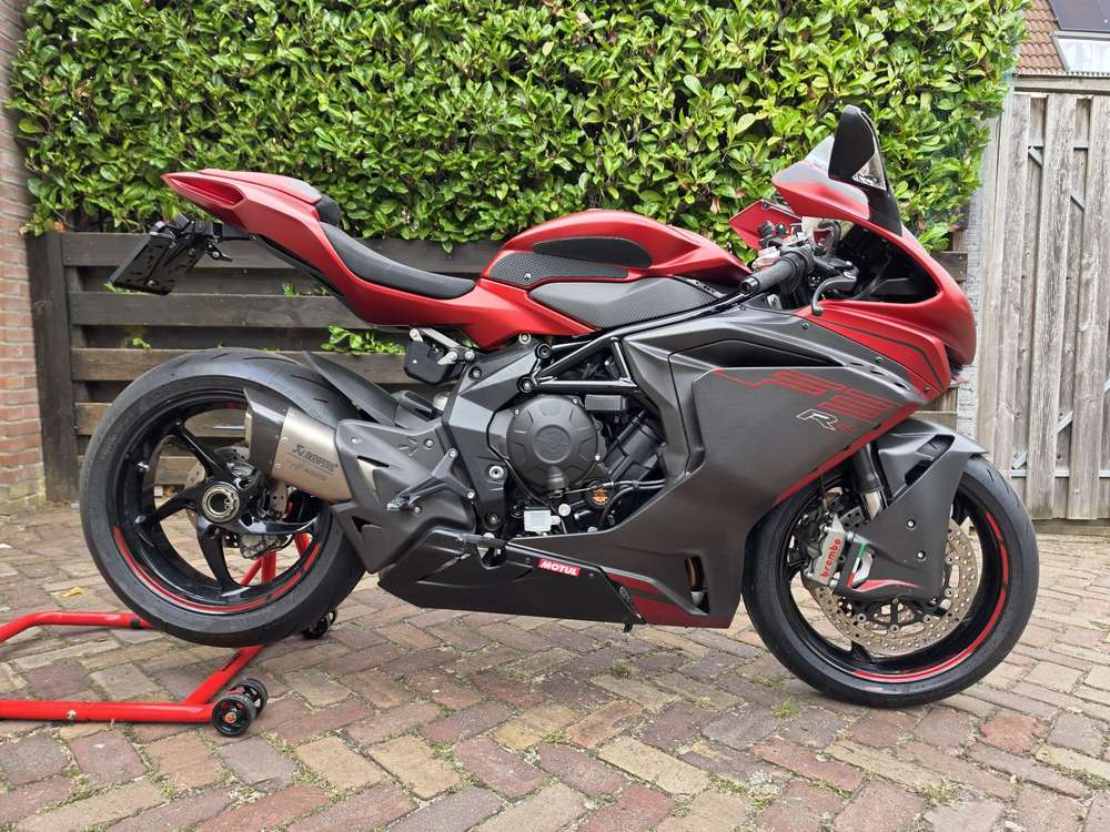 MV Agusta F3 800RR