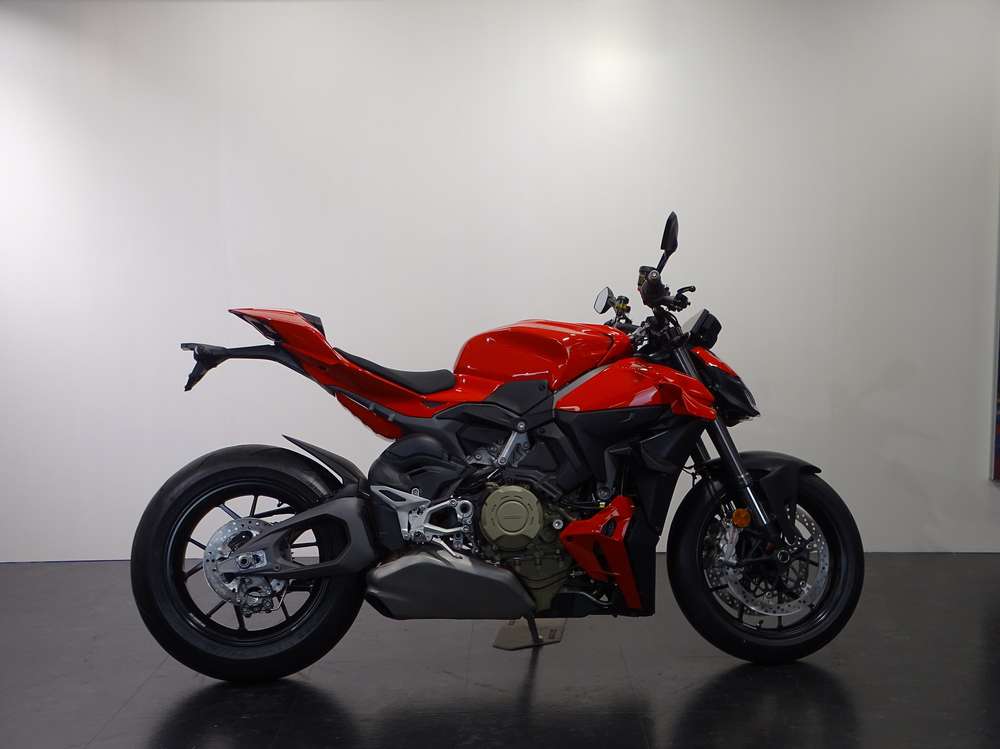 Ducati Streetfighter V4