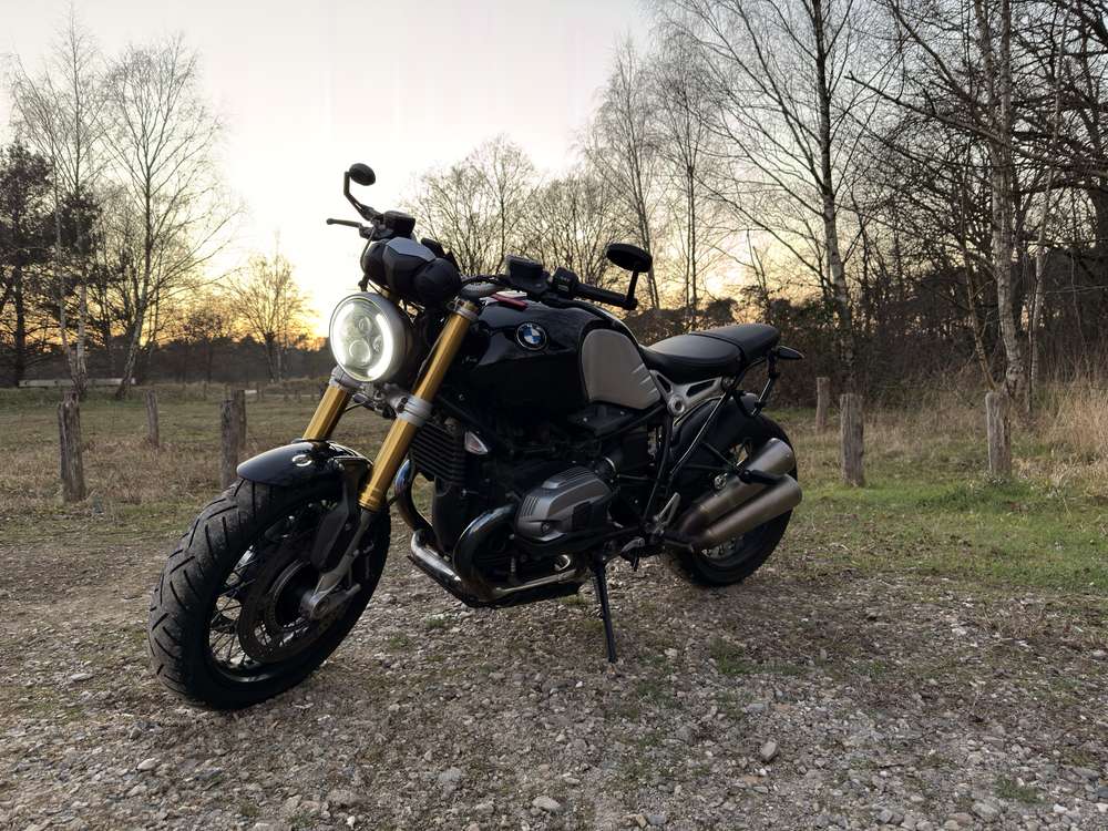 BMW R nineT