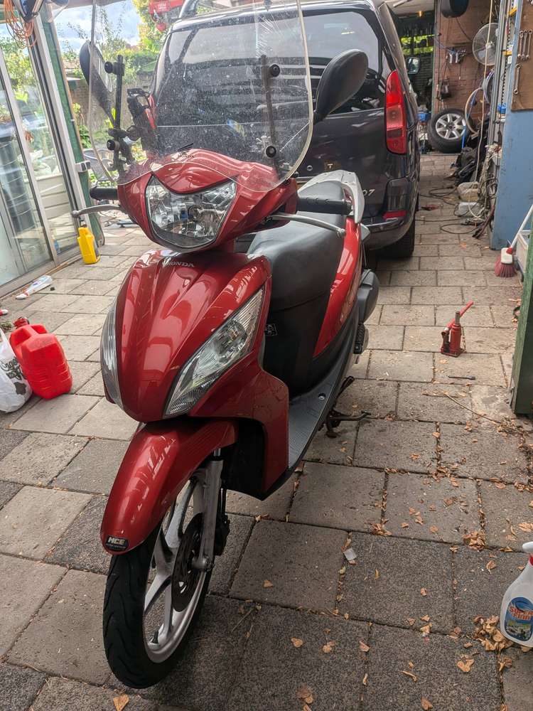Honda VISION