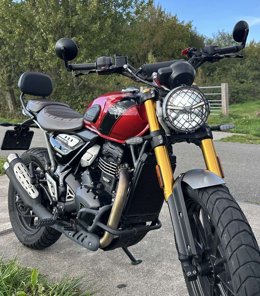 Triumph Scrambler 400X