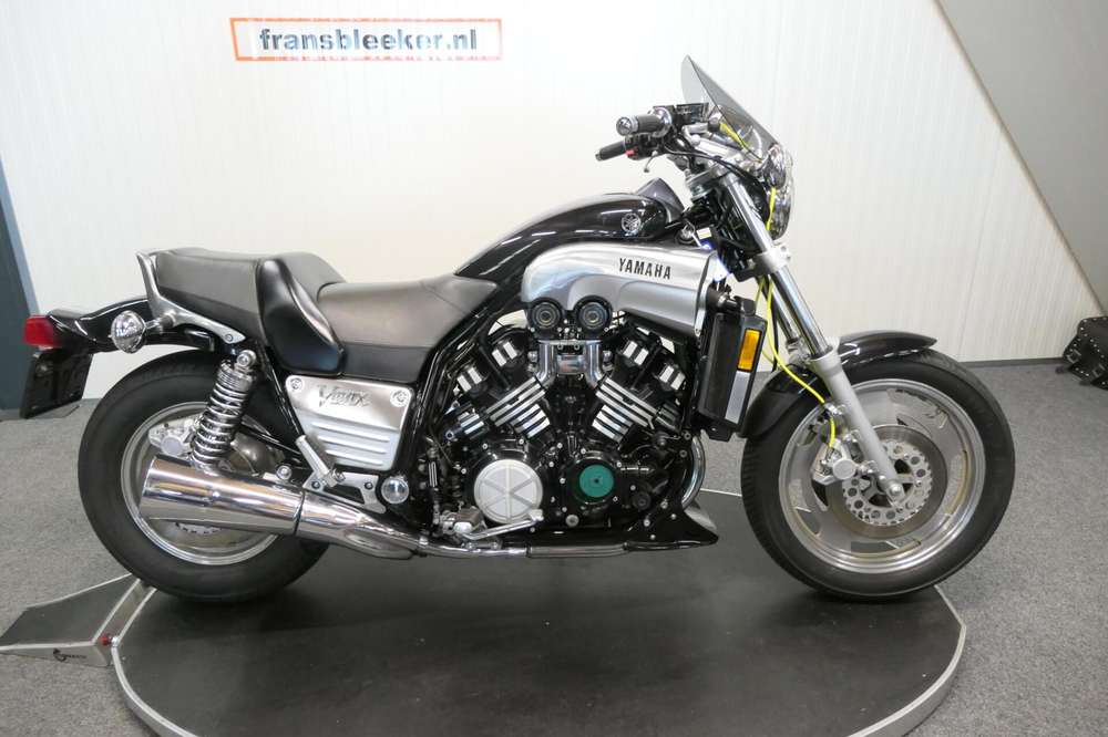 Yamaha VMX V-Max 1200