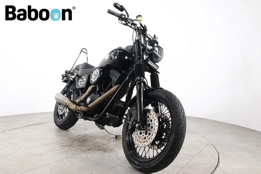 Harley-Davidson FXDBI Dyna Street Bob