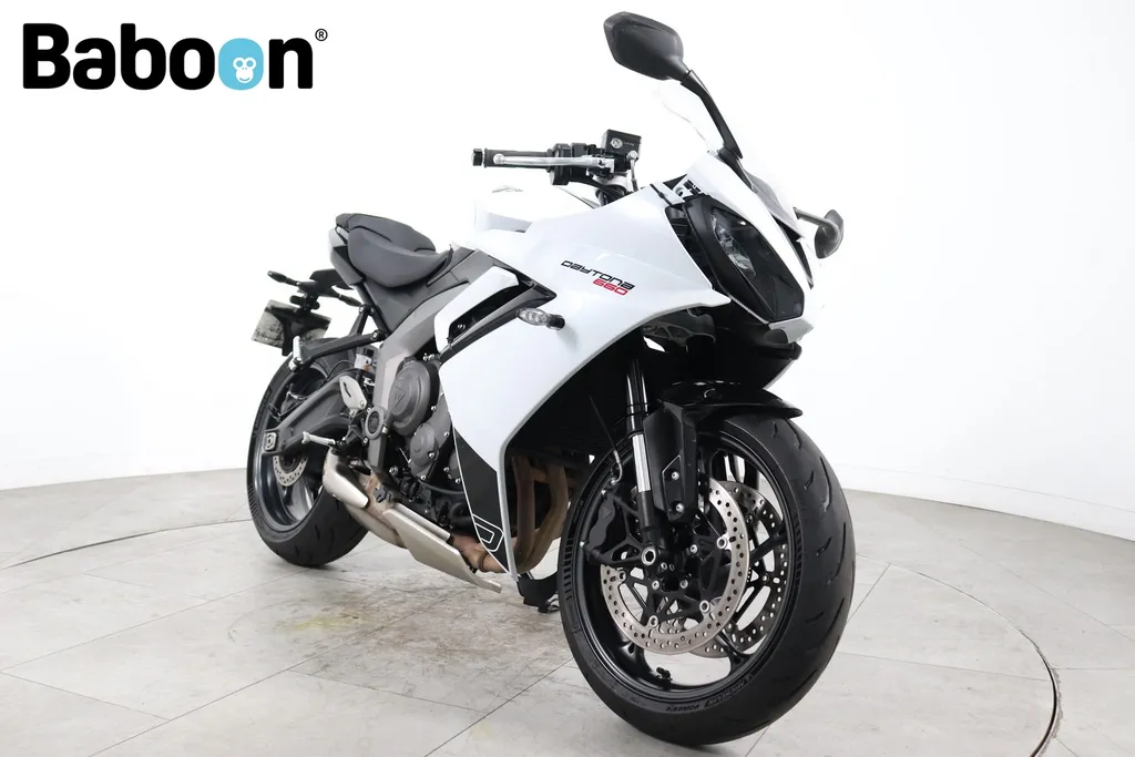 Triumph Daytona 660