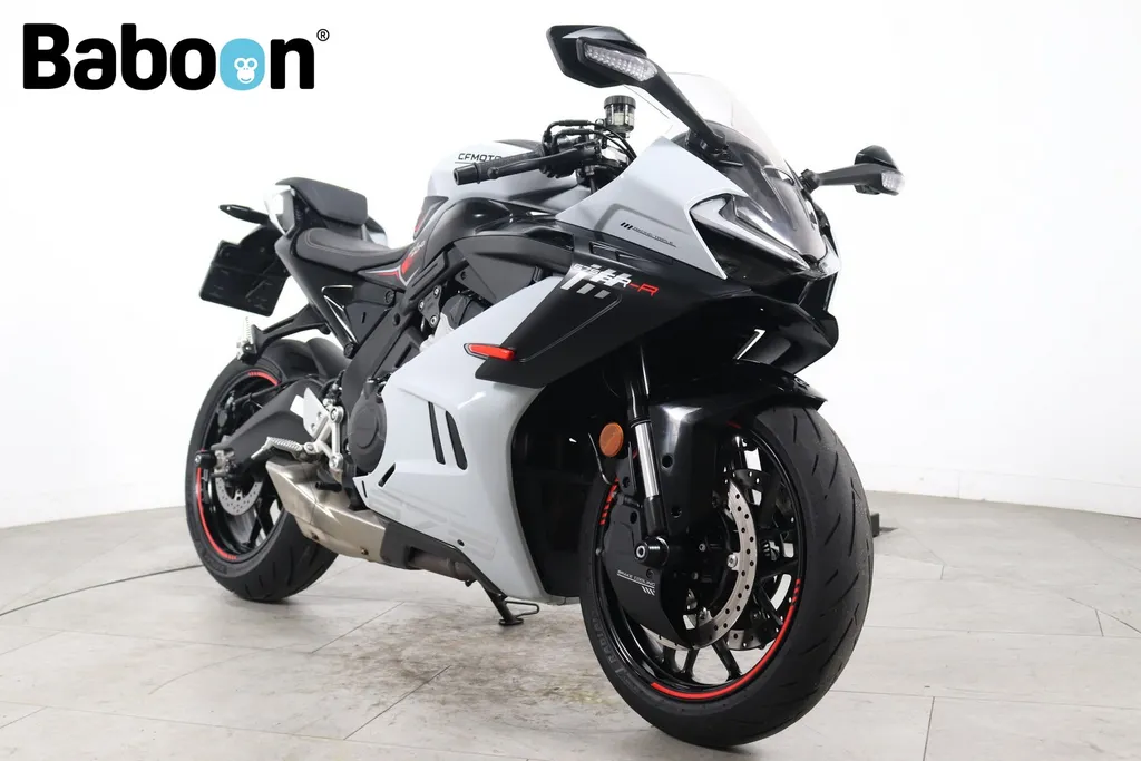 CFMOTO 675 SR-R