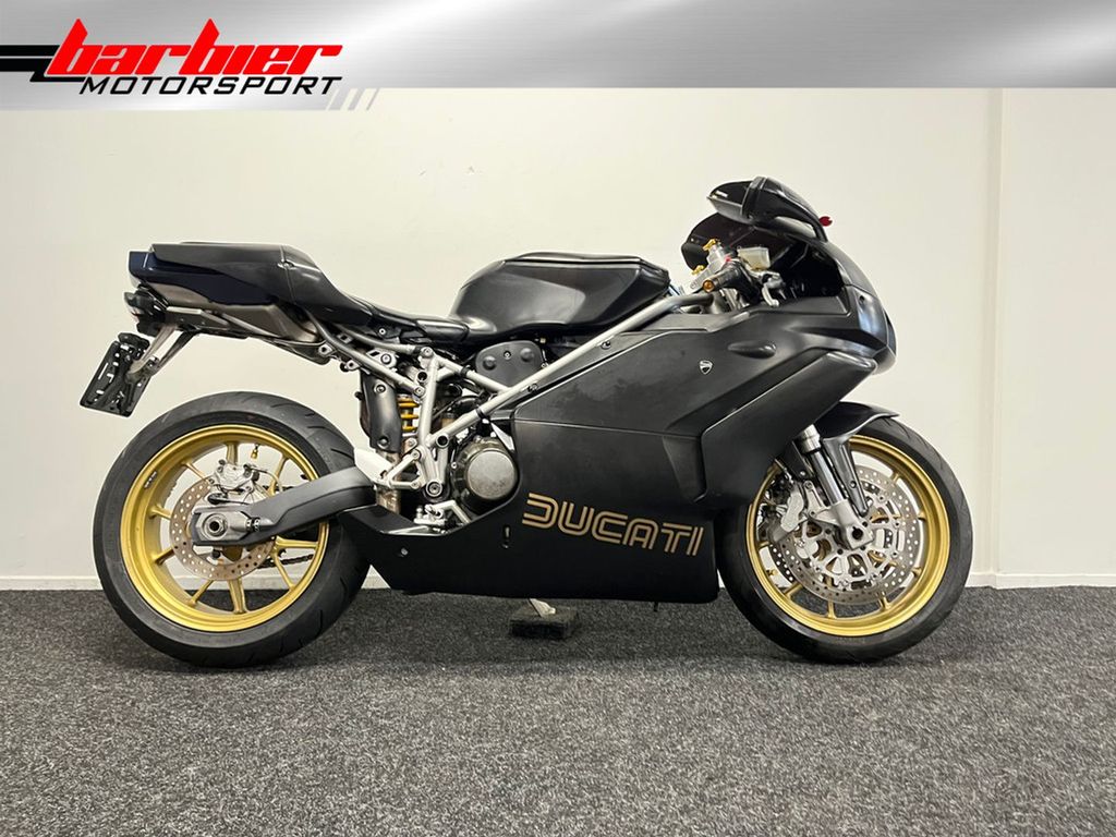 Ducati 749 Dark