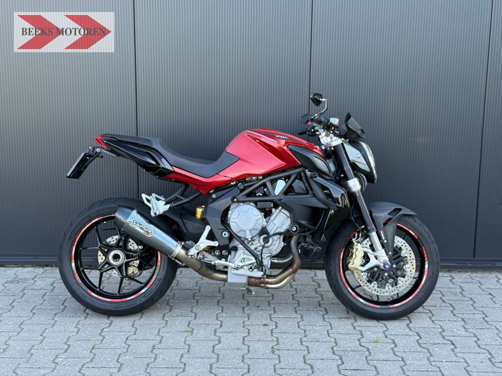 MV Agusta Brutale 800