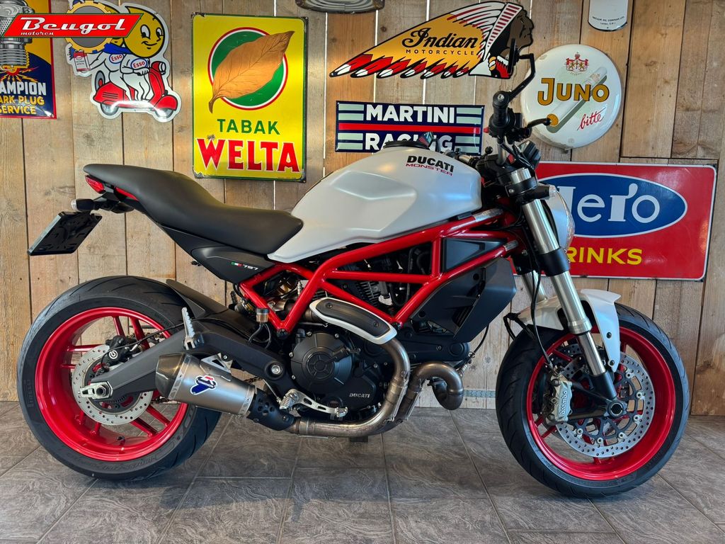 Ducati Monster 797