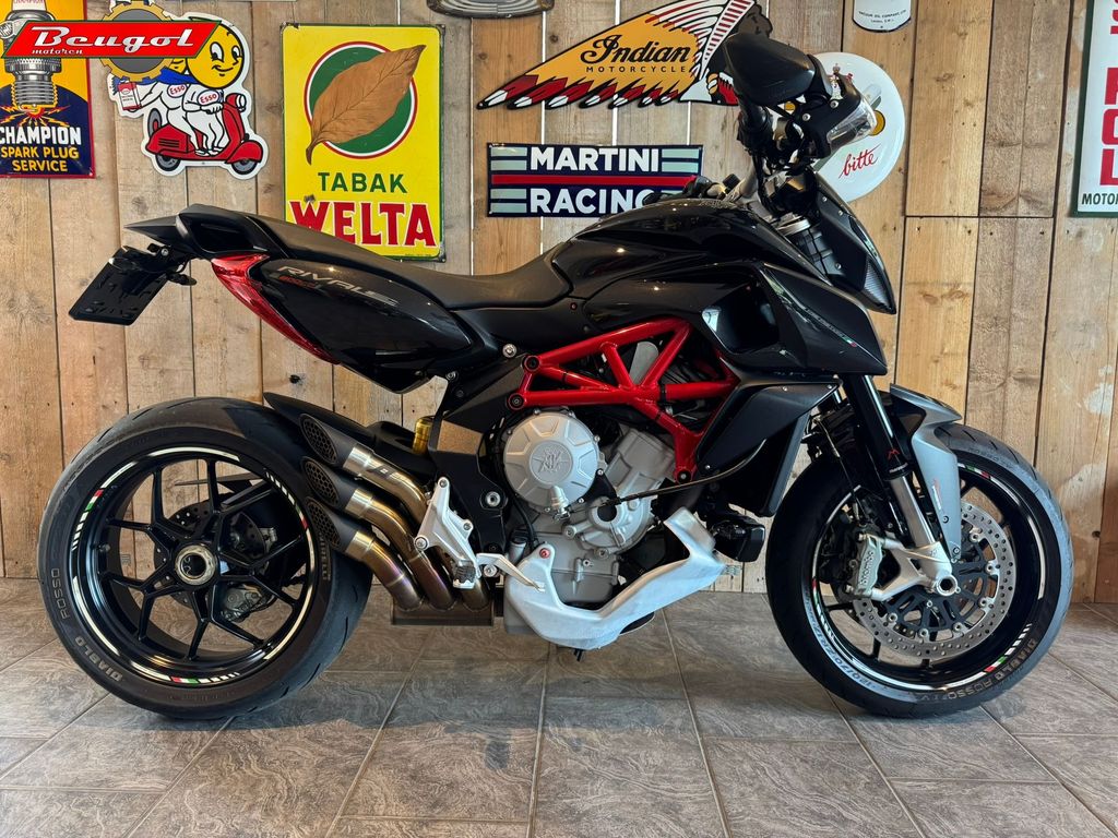 MV Agusta Rivale 800